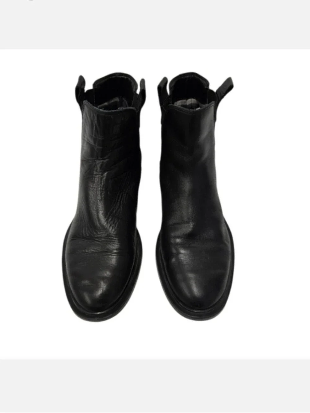 Zara Classic Style Chelsea Leather Boots in Black